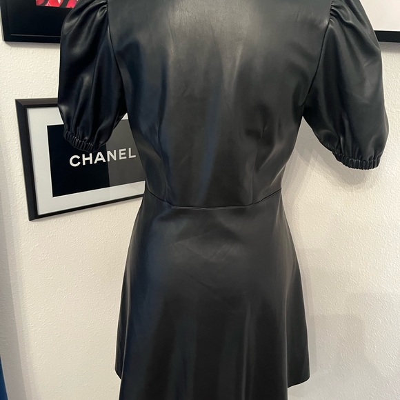 Zara faux black leather dress - Picture 7 of 7